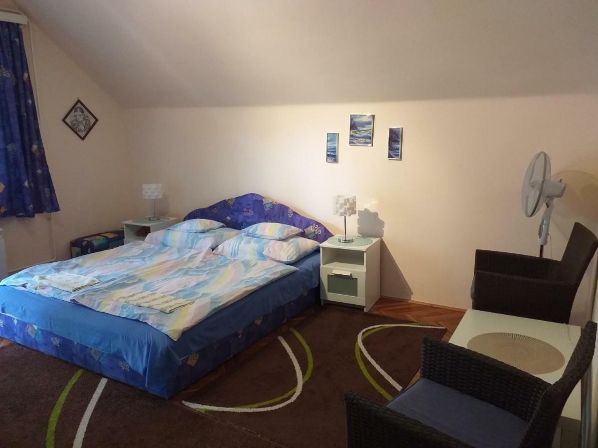 Balaton-Lak Apartmanhaz 시오포크 외부 사진